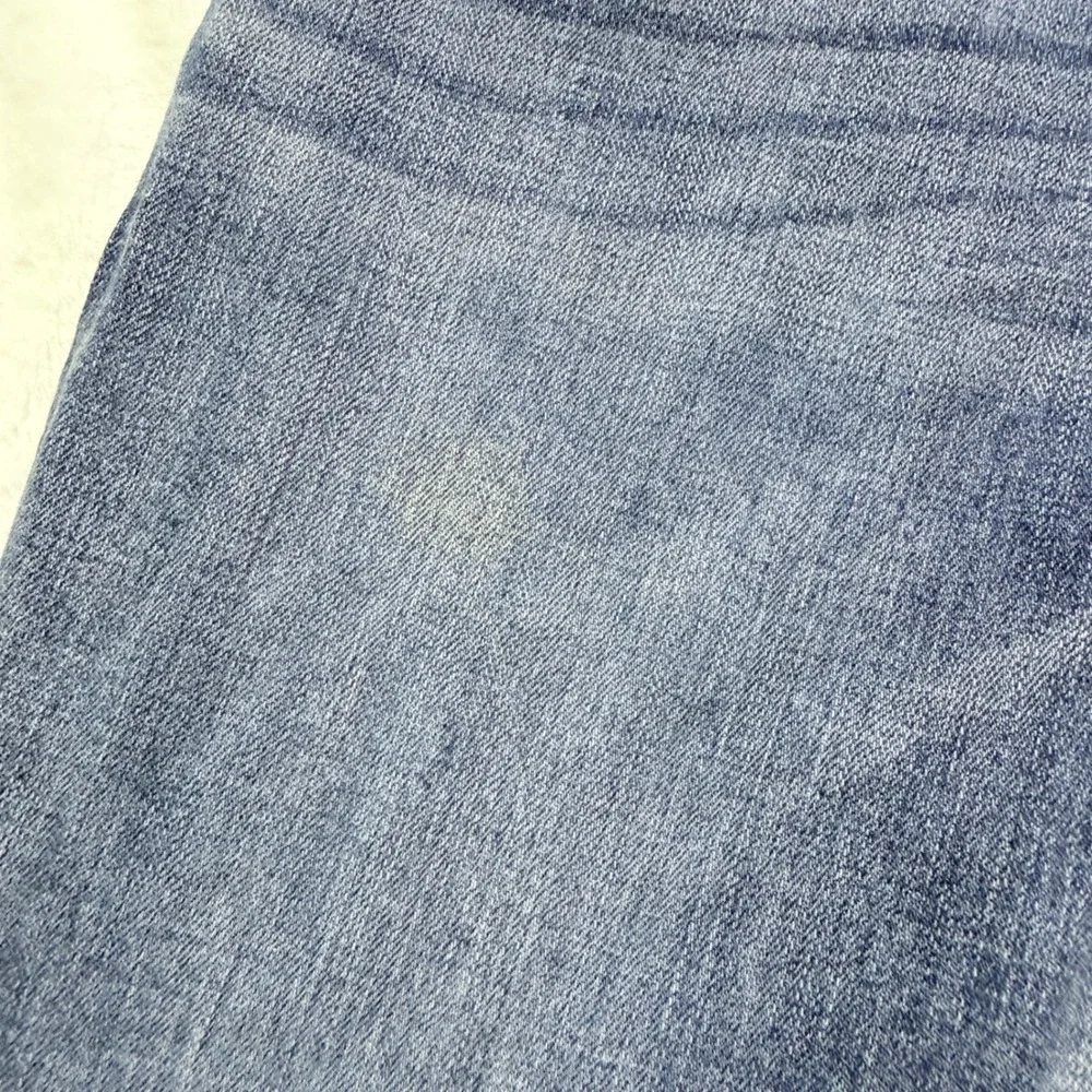 KanCan Jeans Medium Wash Distressed Frayed Hem Blue Denim Size‎ 3 25
